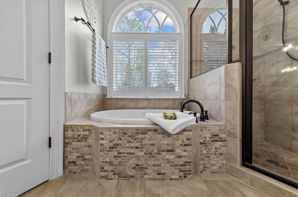 6308 Blue Aster Trce, Summerfield NC 27358-9344 exterior