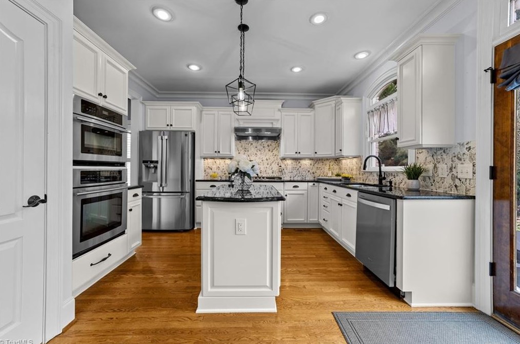 6308 Blue Aster Trce, Summerfield NC 27358-9344 exterior