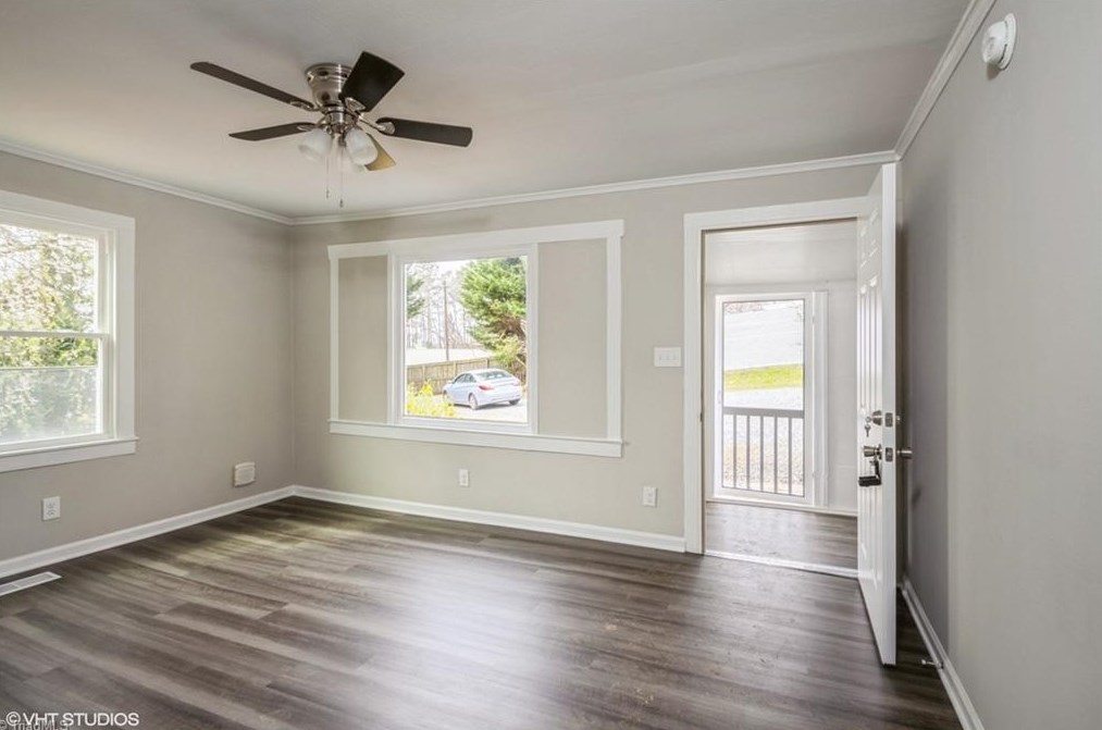 170 Moore Ln, Thomasville NC  27360-7317 exterior