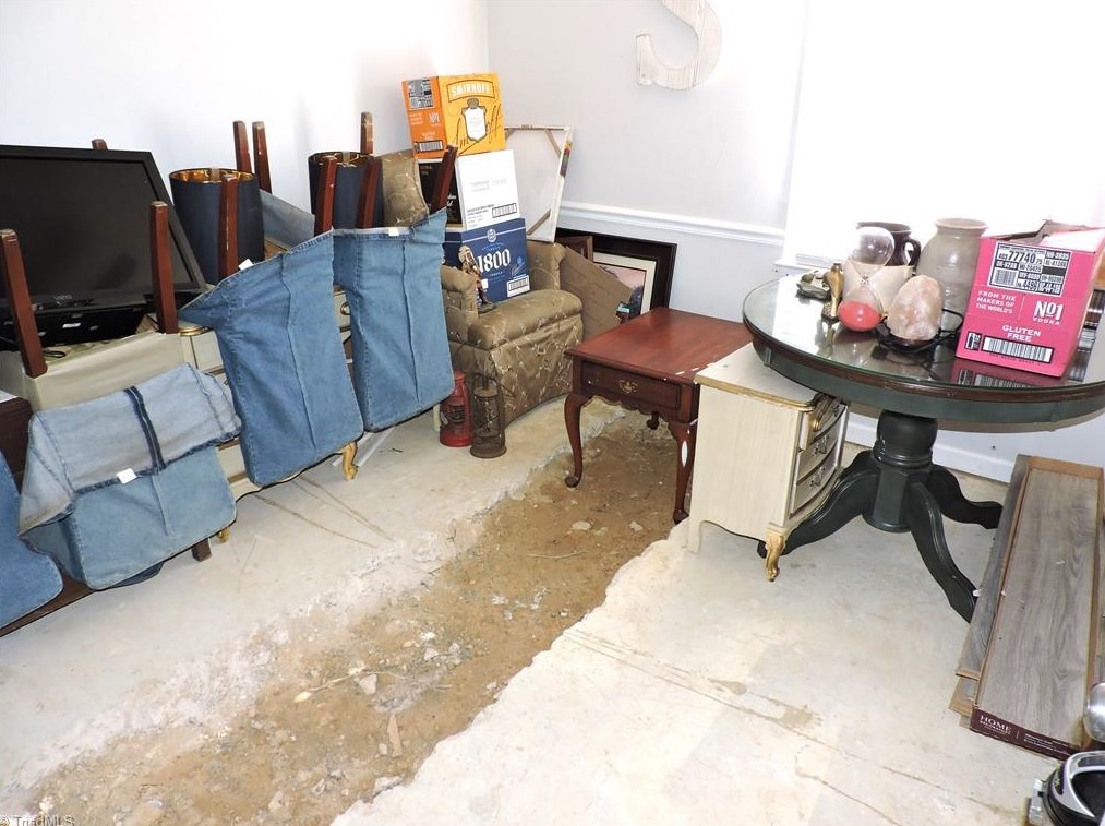 1921 Greenstone Pl, High Point NC  27265-1413 exterior