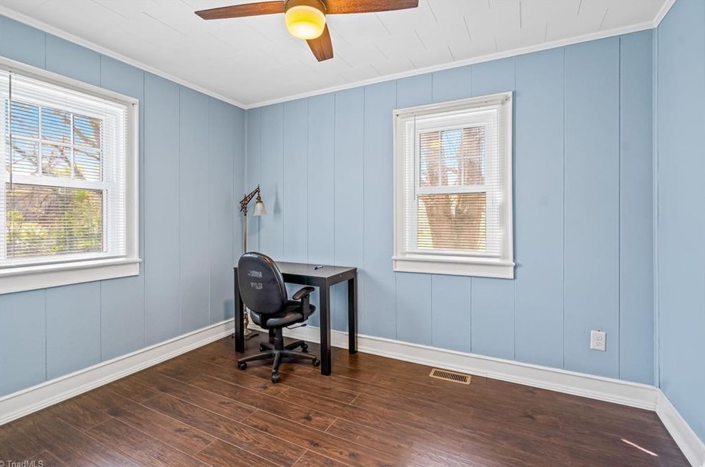 1115 Graham St, Burlington NC  27215-6145 exterior