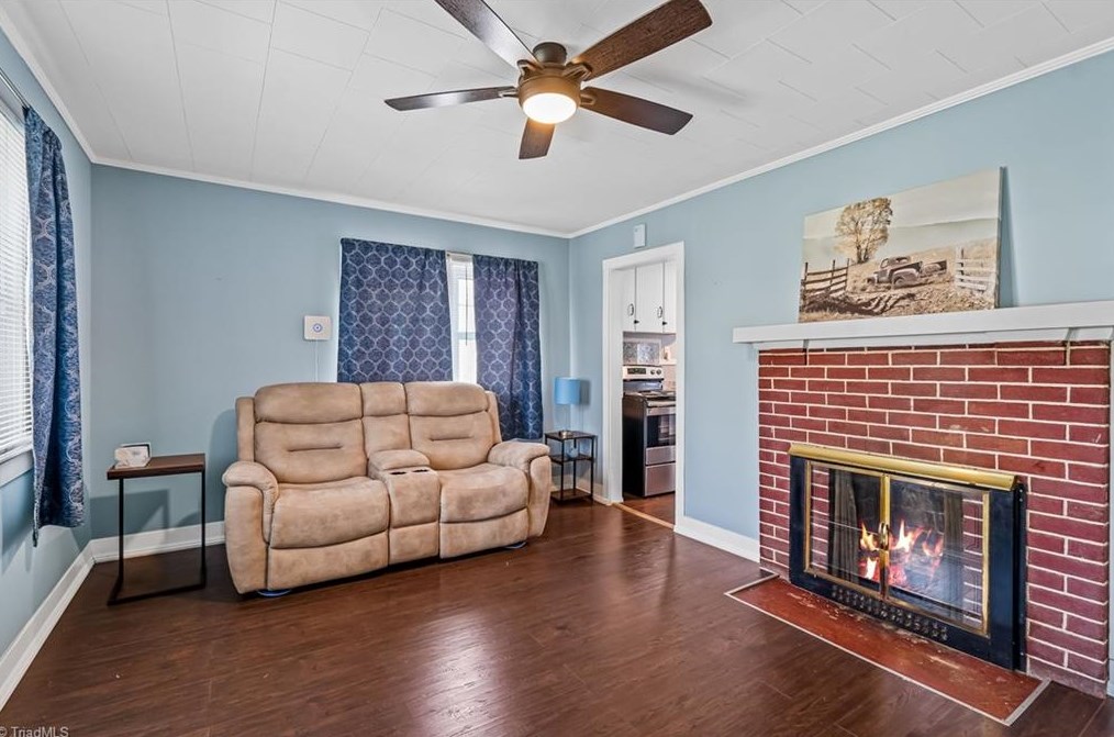 1115 Graham St, Burlington NC  27215-6145 exterior