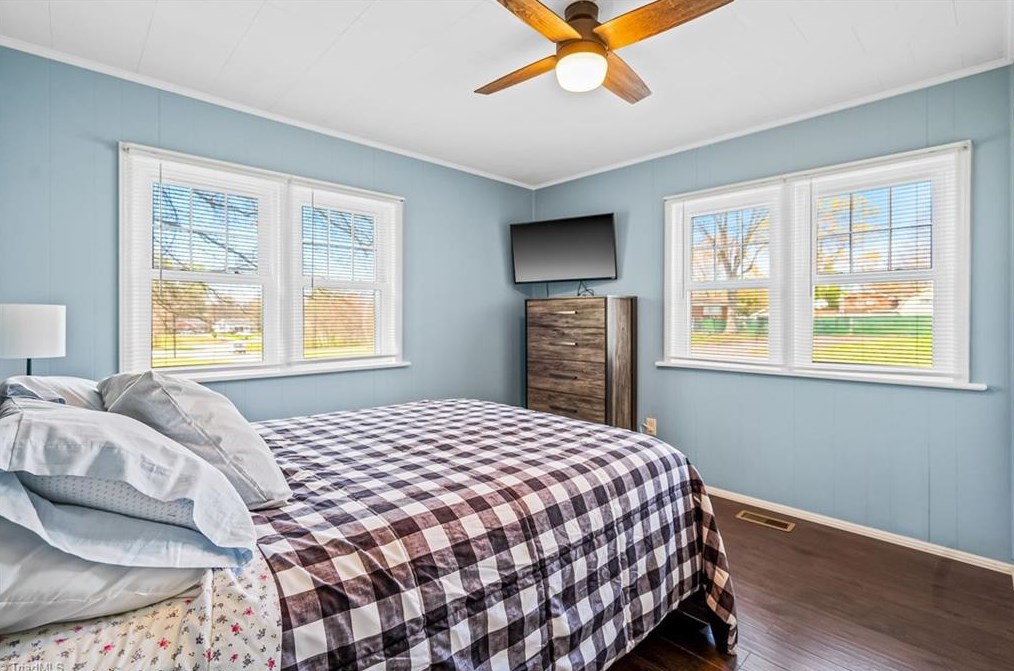 1115 Graham St, Burlington NC  27215-6145 exterior