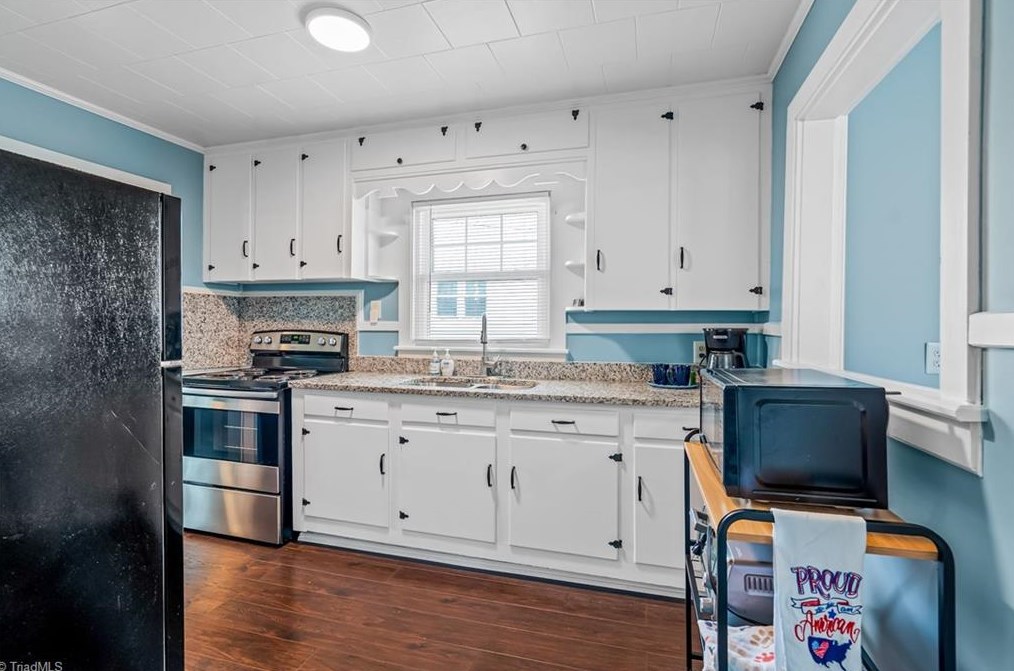 1115 Graham St, Burlington NC  27215-6145 exterior