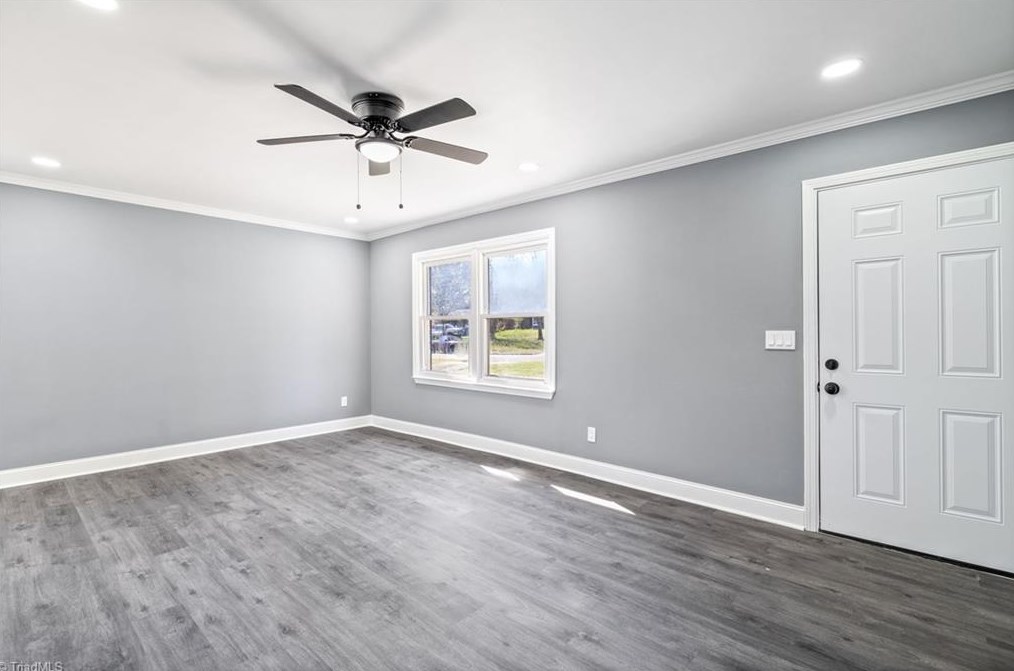 300 Erwin St, Greensboro NC 27406-2834 exterior