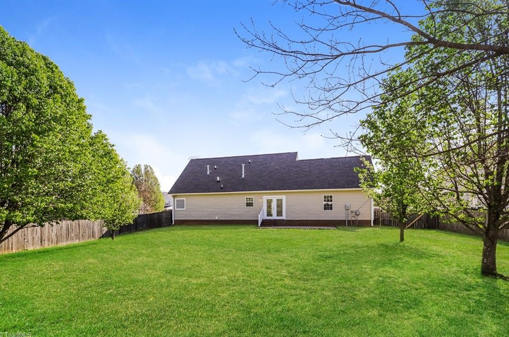 4940 Bridgton Place Dr, Winston Salem NC  27127-7000 exterior