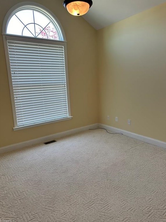 14 Roselynn Ln, Thomasville NC  27360-7638 exterior