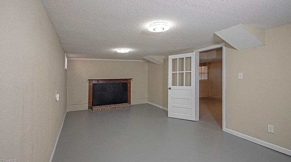 237 Linville Springs Rd, Kernersville NC  27284-2325 exterior