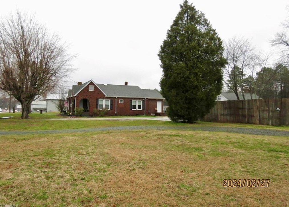 7735 Us Highway 52, Salisbury NC  28146-8962 exterior