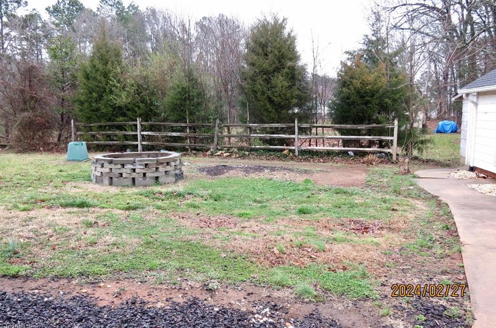 7735 Us Highway 52, Salisbury NC  28146-8962 exterior