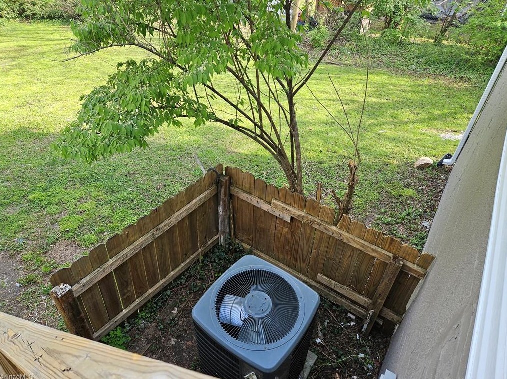 607 Arch St, High Point NC  27260-6902 exterior