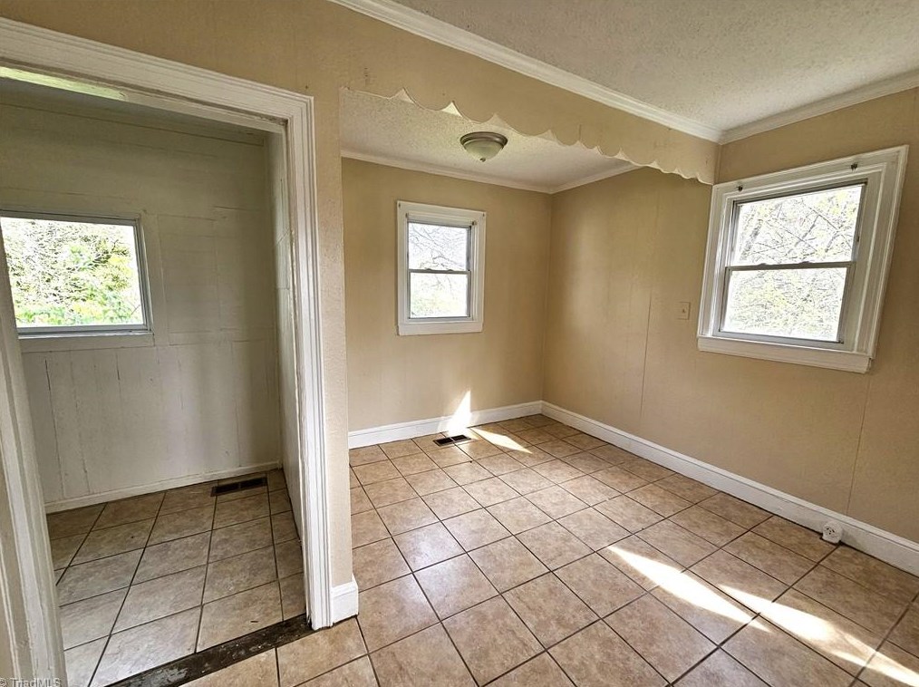 607 Arch St, High Point NC  27260-6902 exterior