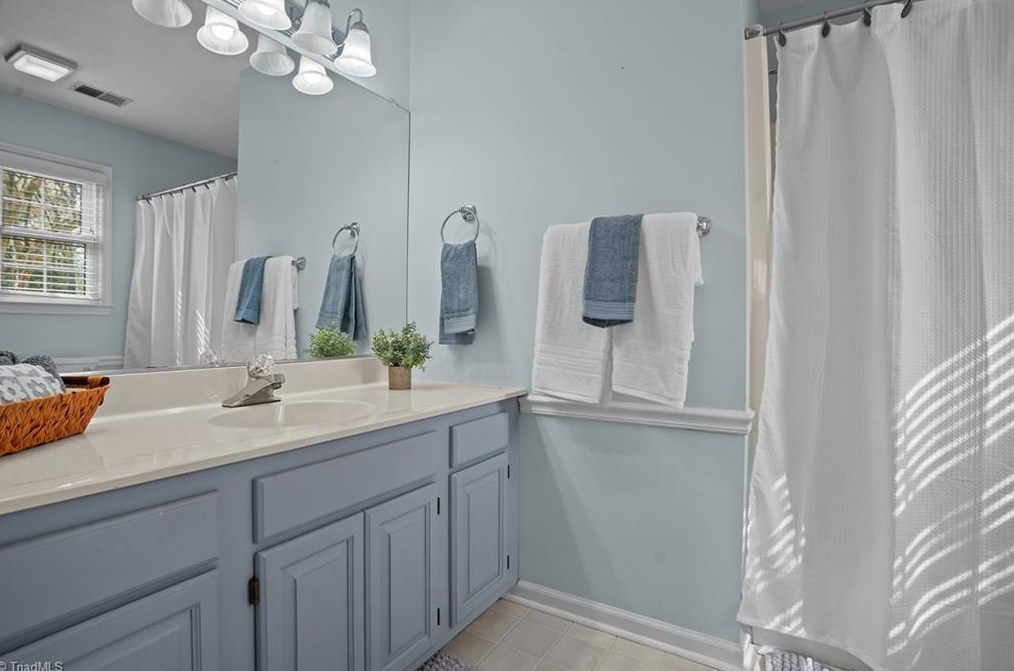 1601 Whites Mill Rd, High Point NC  27265-9645 exterior