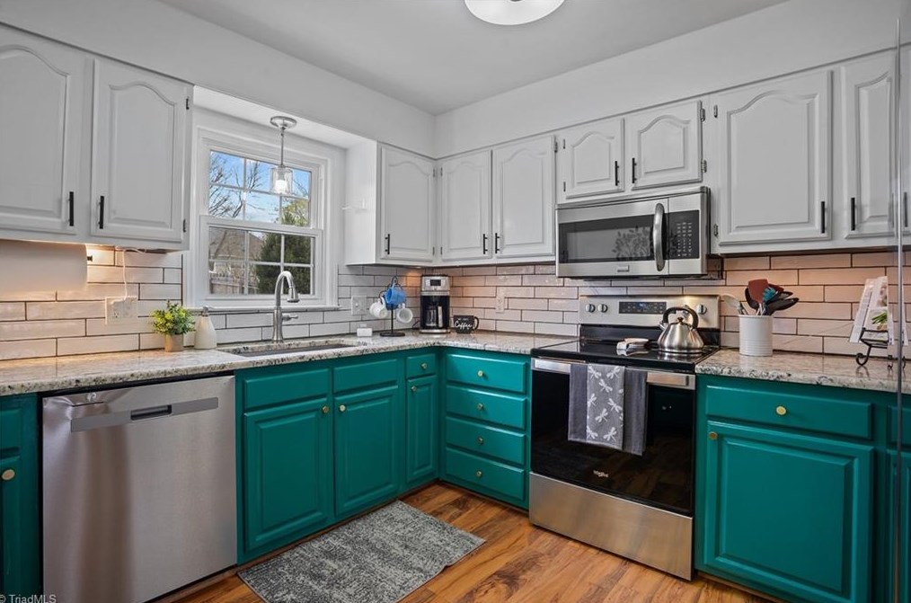 1601 Whites Mill Rd, High Point NC  27265-9645 exterior