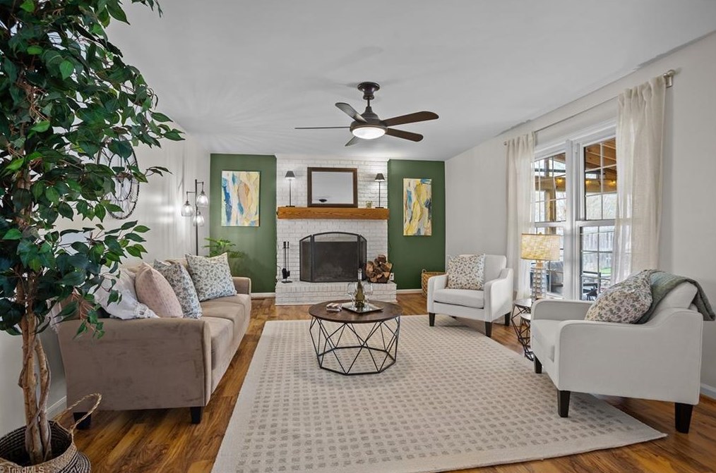 1601 Whites Mill Rd, High Point NC  27265-9645 exterior