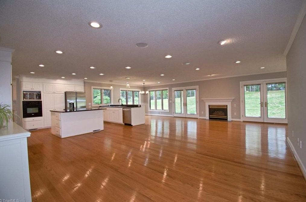 100 Cedar St, North Wilkesboro NC  28659-3420 exterior