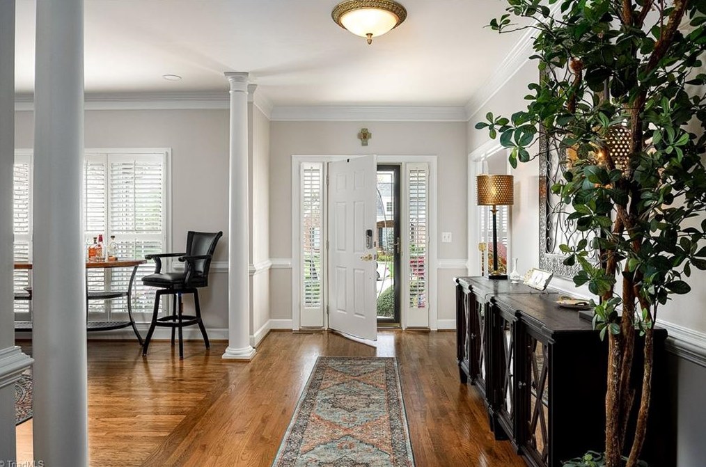 2 Bluff Ridge Ct, Greensboro NC  27455-2298 exterior