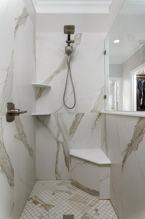 2 Bluff Ridge Ct, Greensboro NC  27455-2298 exterior