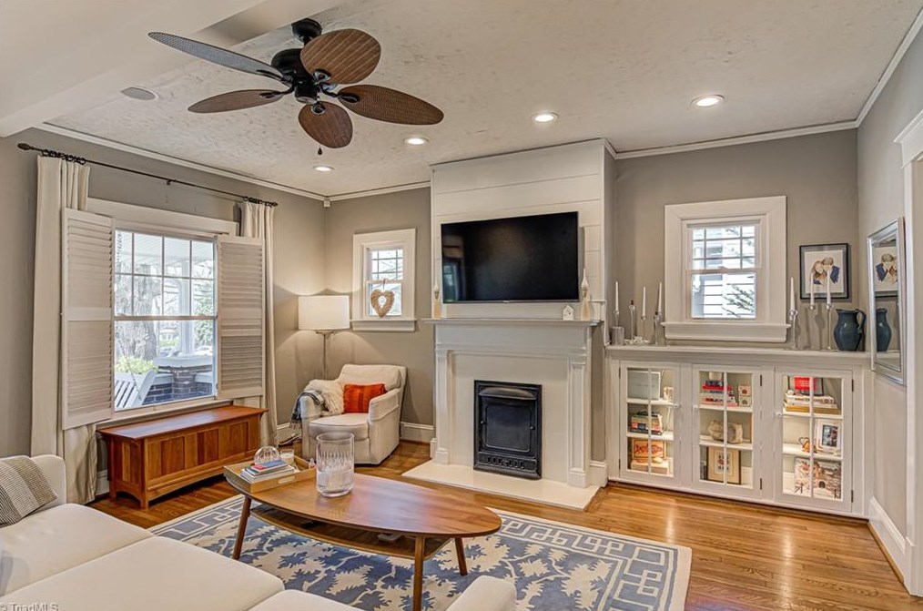 703 Miller St, Winston Salem NC  27103-3614 exterior