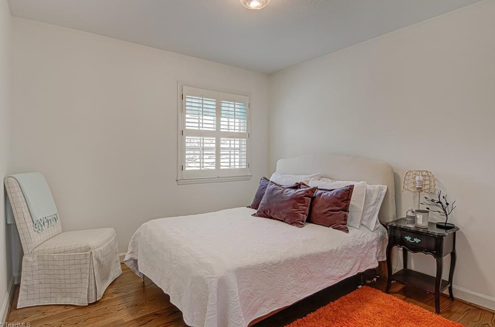 1405 Wales Dr, High Point NC  27262-7340 exterior