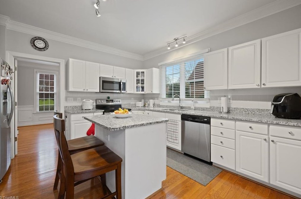 4535 Asbury Place Dr, Clemmons NC  27012-7708 exterior