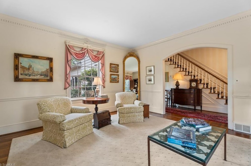 3239 Vly Rd, Winston Salem NC  27106-2529 exterior