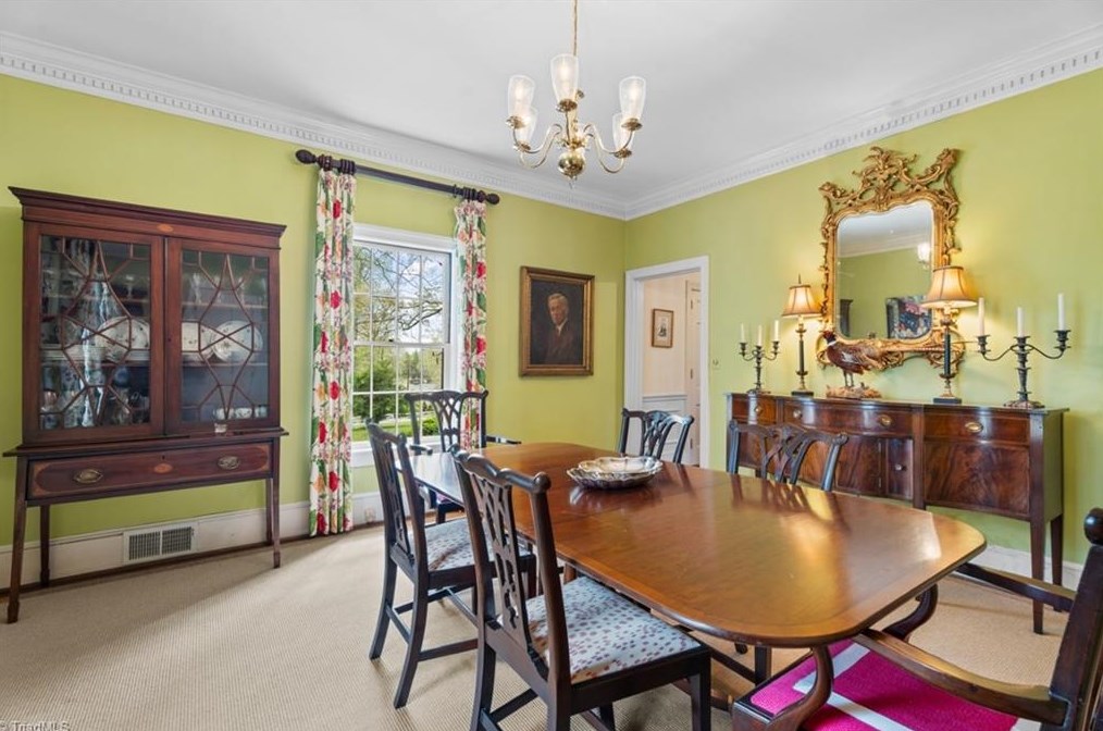 3239 Vly Rd, Winston Salem NC  27106-2529 exterior