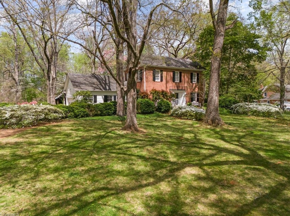 3239 Vly Rd, Winston Salem NC  27106-2529 exterior