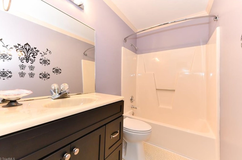 1202 Watermark Ct, High Point NC 27265-2332 exterior