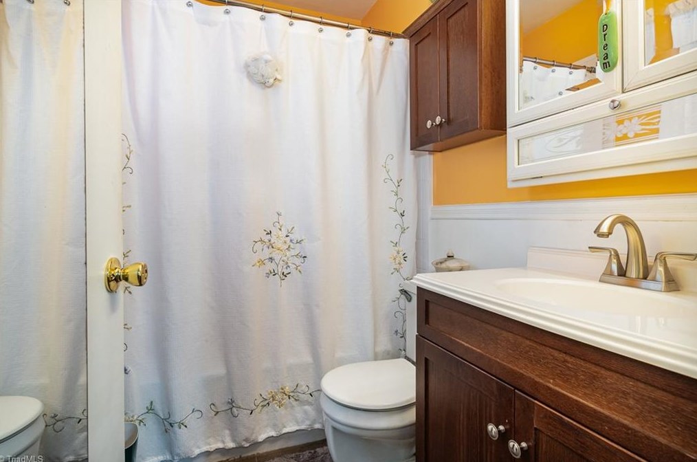 3019 Joan Ave, Greensboro NC  27455-1646 exterior