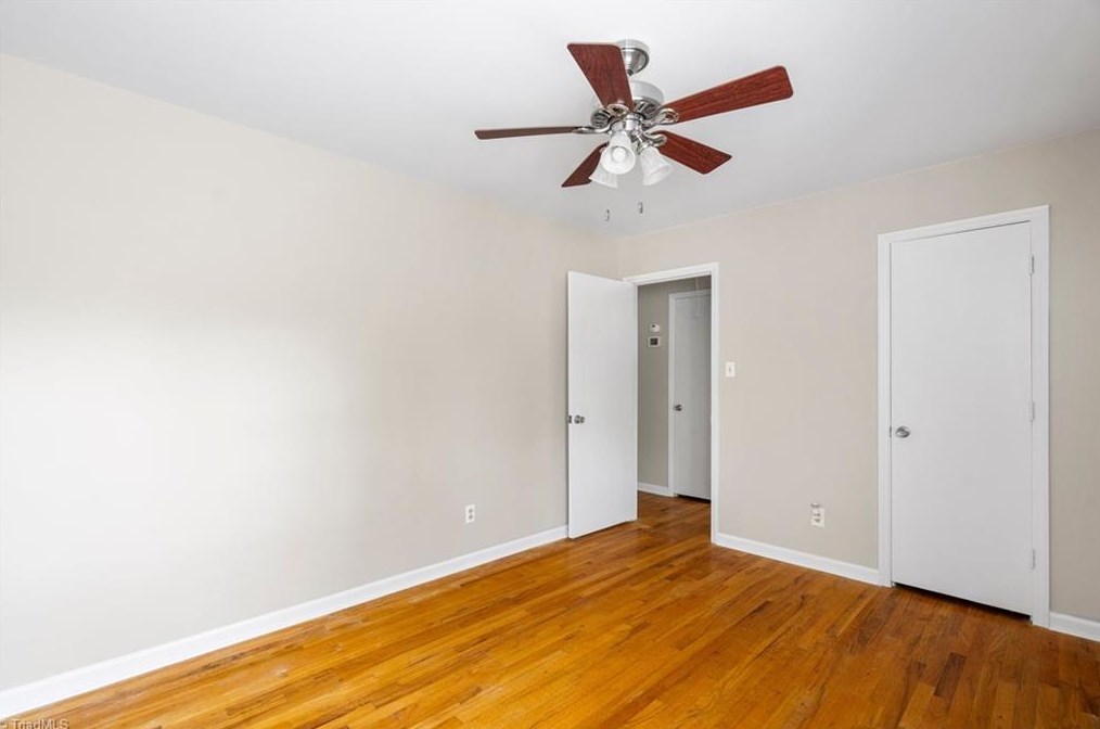 5603 Virgilwood Dr, Greensboro NC  27409-2227 exterior