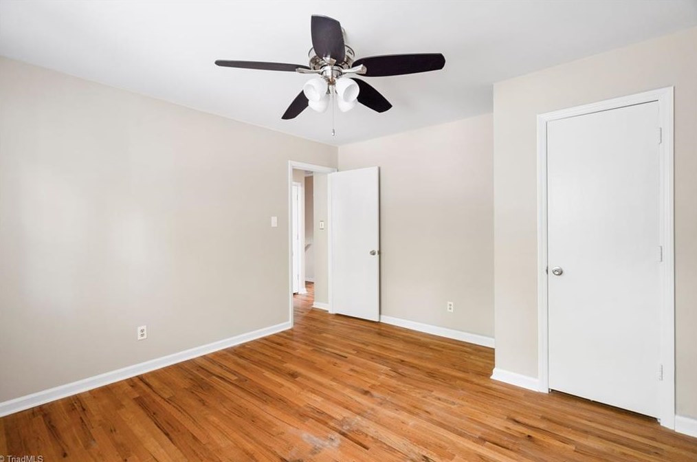 5603 Virgilwood Dr, Greensboro NC  27409-2227 exterior