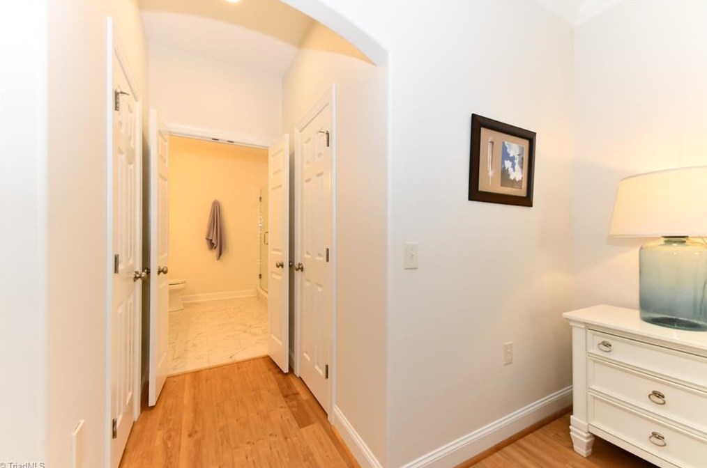 7 Annalisa Dr, Greensboro NC  27455-3317 exterior