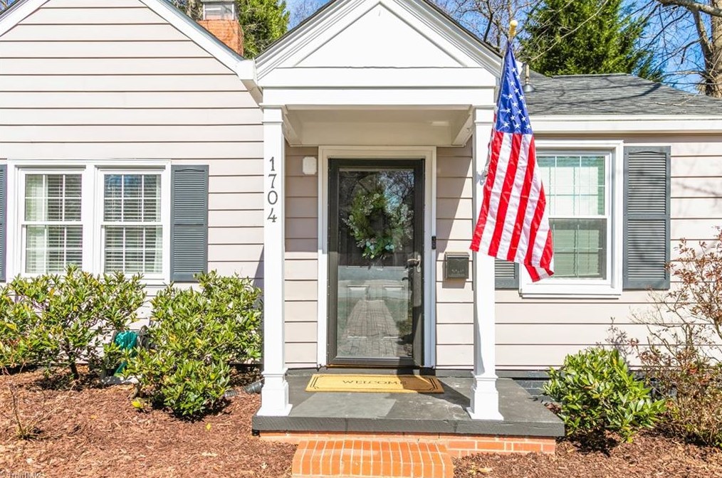 1704 Colonial Ave, Greensboro NC 27408-4205 exterior