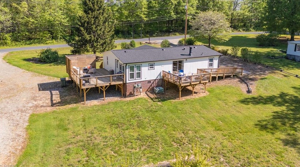 429 Riverview Ln, Lexington NC  27292-8853 exterior