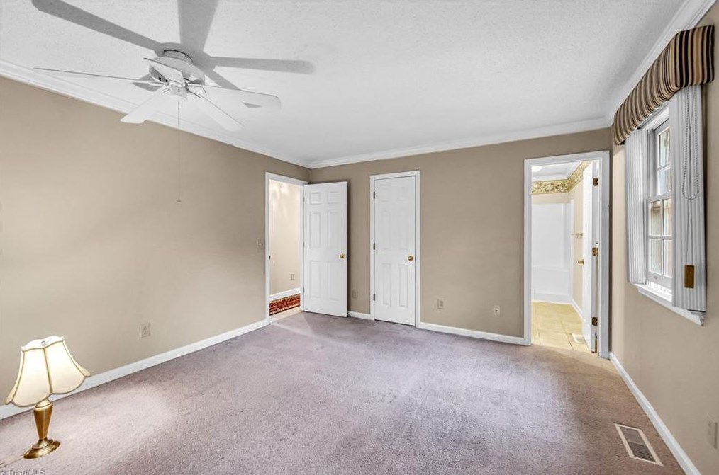 2534 White Fence Way, High Point NC  27265-9307 exterior