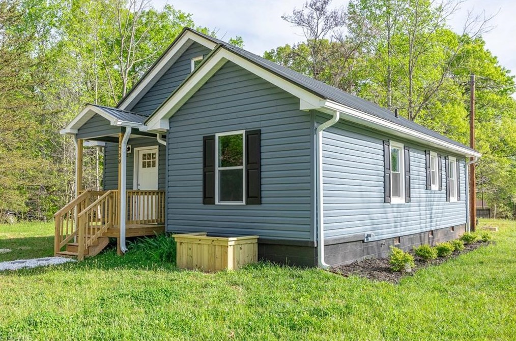 1730 Rock Creek Dairy Rd, Whitsett NC  27377-9755 exterior