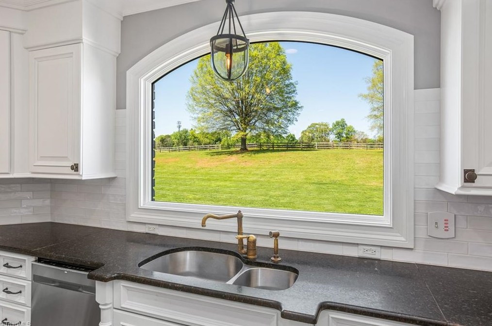 1109 Skeet Club Rd, High Point NC  exterior