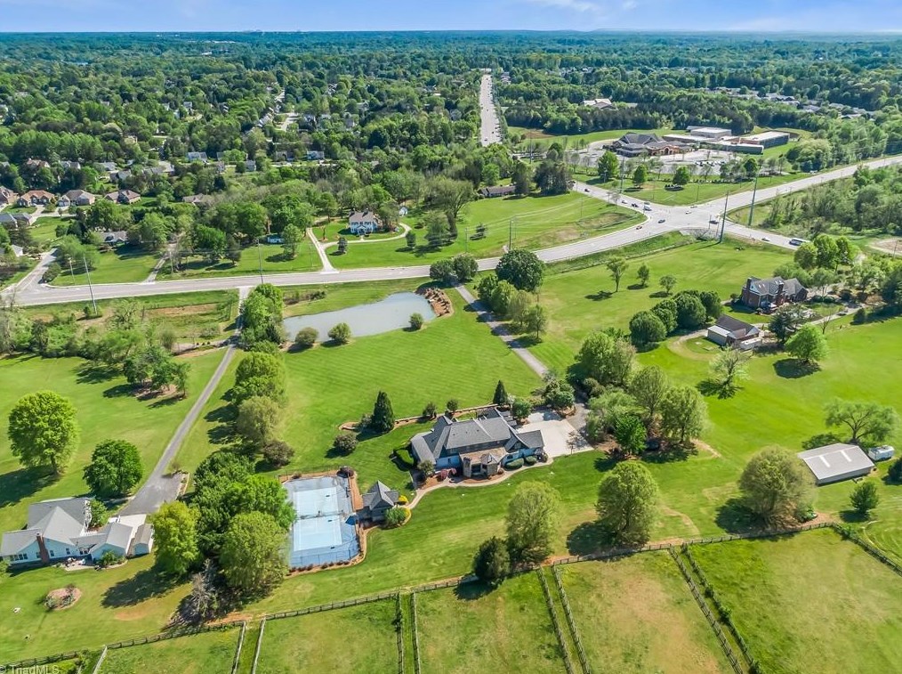 1109 Skeet Club Rd, High Point NC  exterior