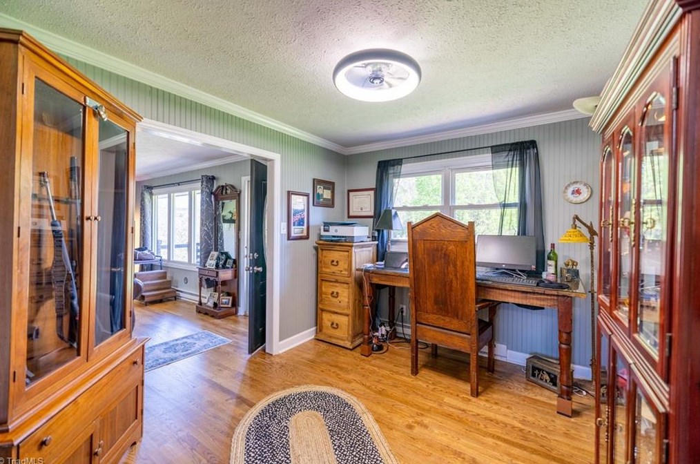 135 Rivers Edge Rd, Edwards Crossroads NC  28675-9766 exterior