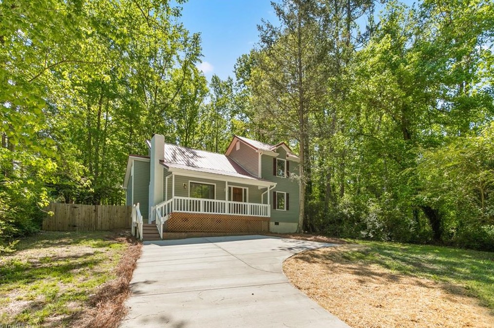 327 Scientific St, High Point NC  27260-4335 exterior