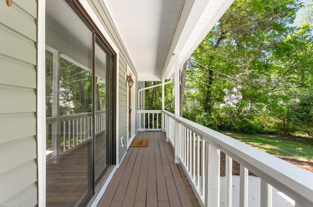 327 Scientific St, High Point NC  27260-4335 exterior