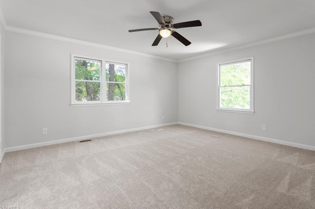 327 Scientific St, High Point NC  27260-4335 exterior