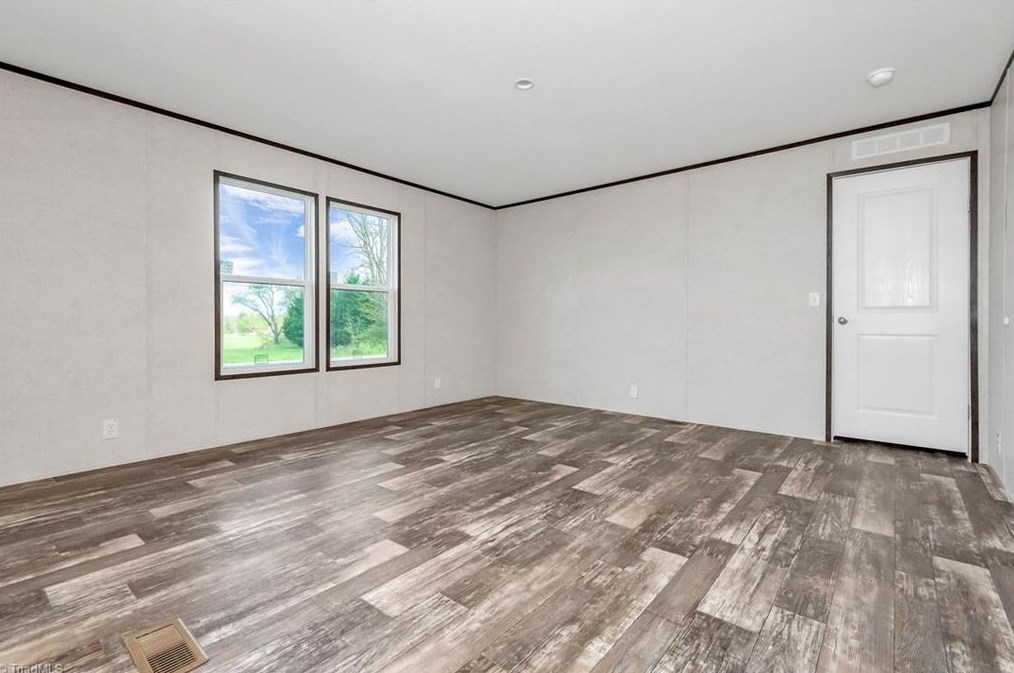 1250 Poplar Springs Rd, Elkin NC 28621-6103 exterior