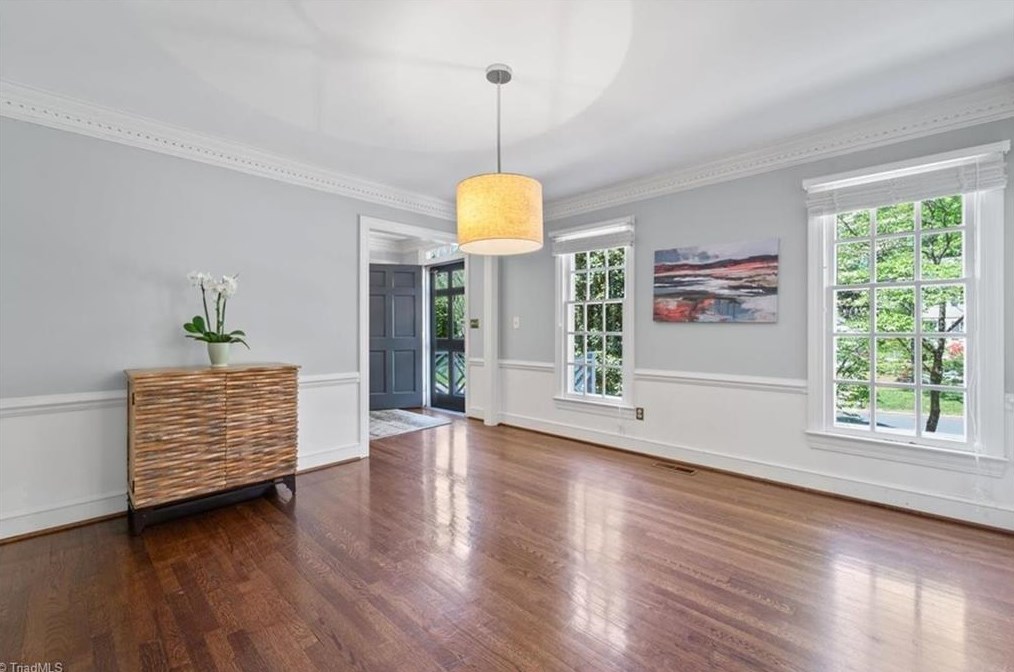 3609 Redfield Dr, Greensboro NC  27410-2829 exterior