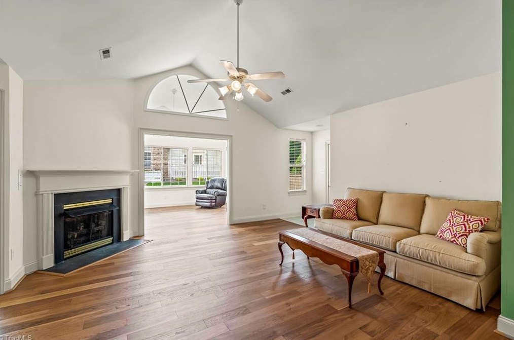 2231 Eagle Nesting Ln, Greensboro NC 27407-3900 exterior