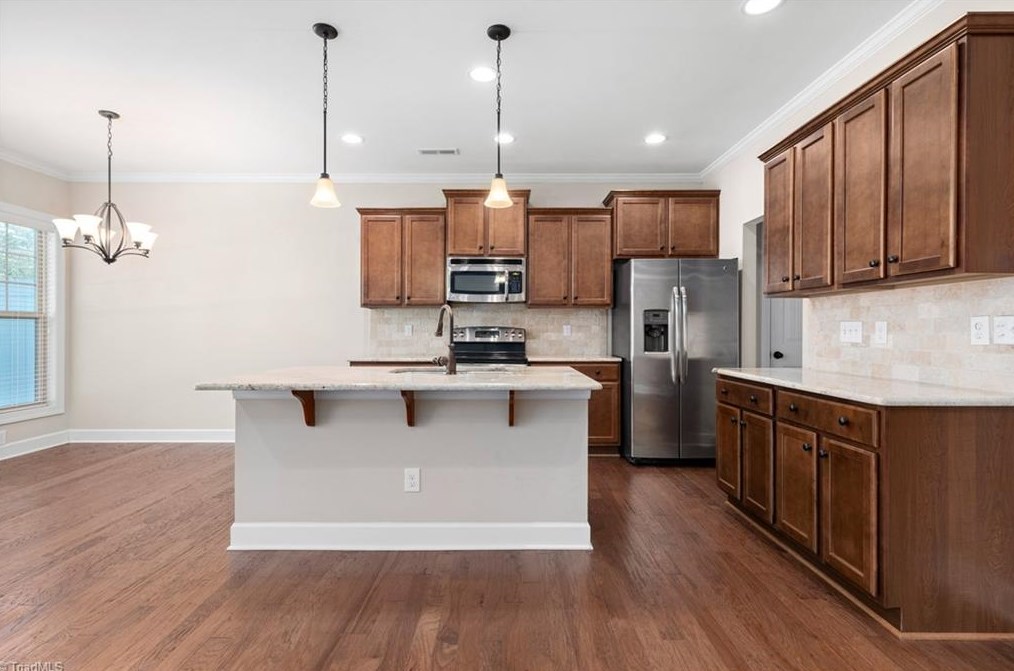 4025 Canterwood Dr, Greensboro NC  27410-9936 exterior