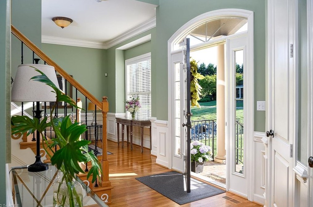 6090 Clopton Dr, Greensboro NC 27455-8373 exterior