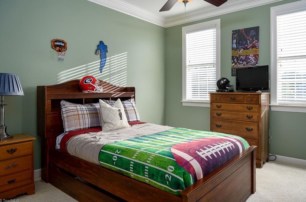 6090 Clopton Dr, Greensboro NC 27455-8373 exterior