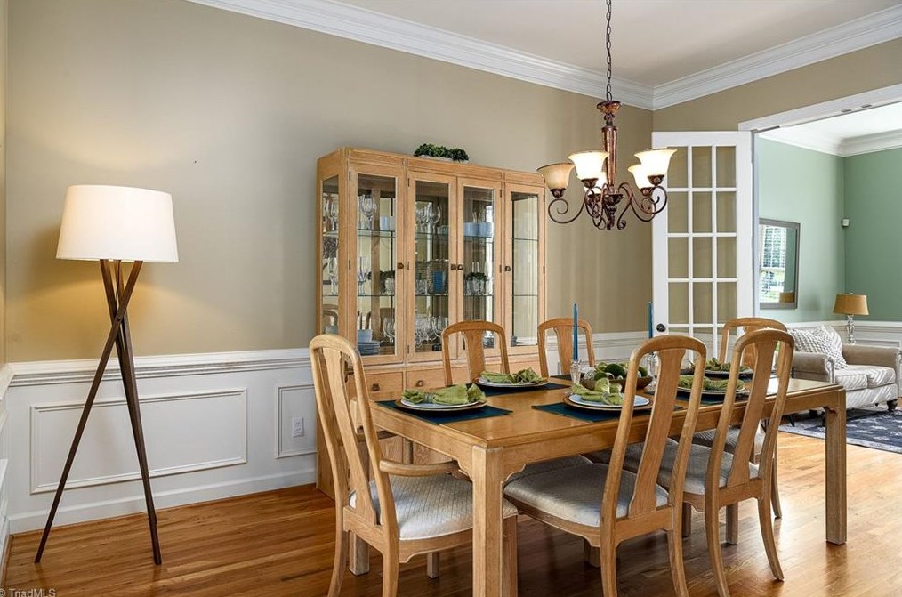 6090 Clopton Dr, Greensboro NC 27455-8373 exterior